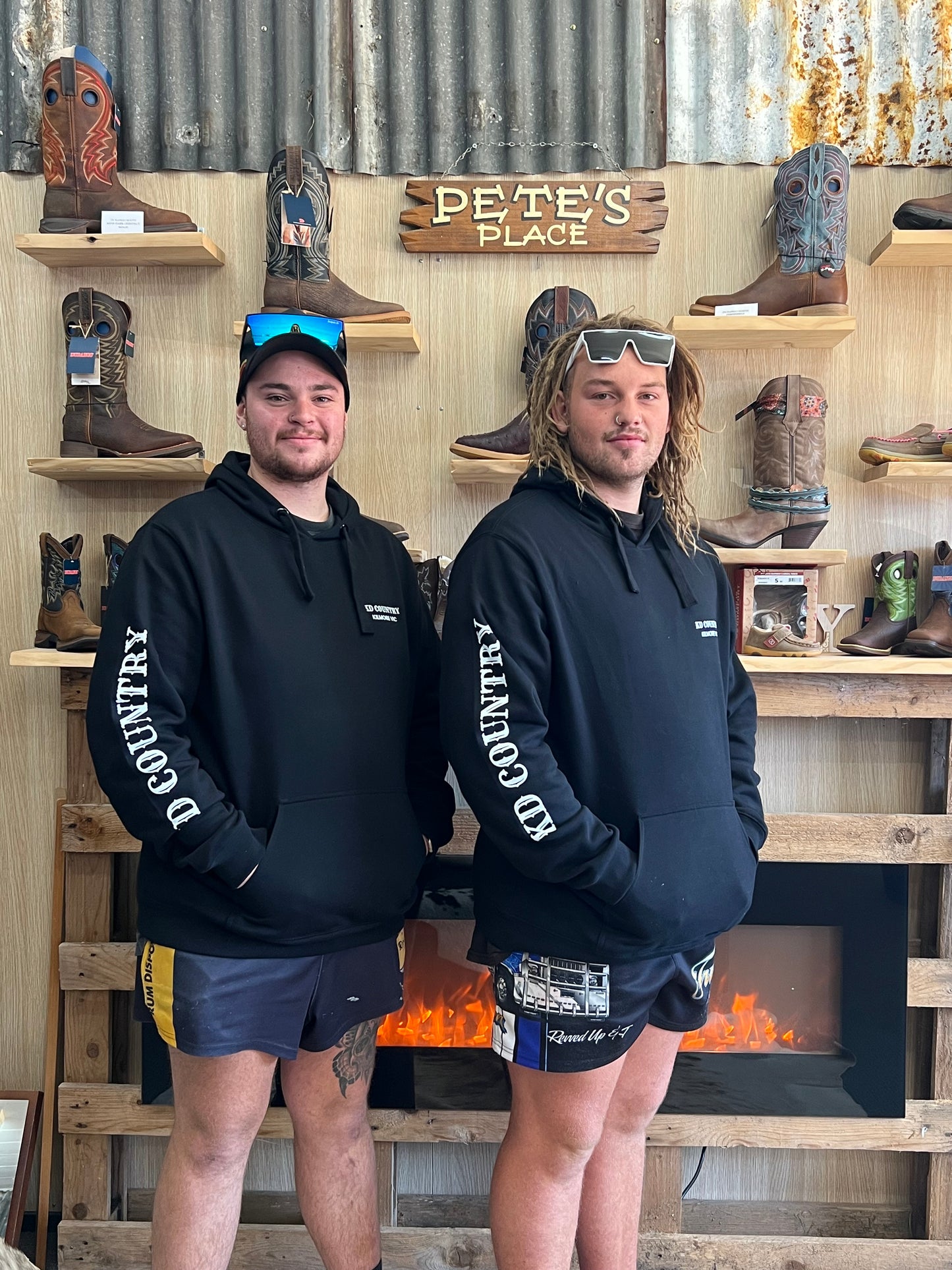 KD COUNTRY Hoodie Adults BLACK