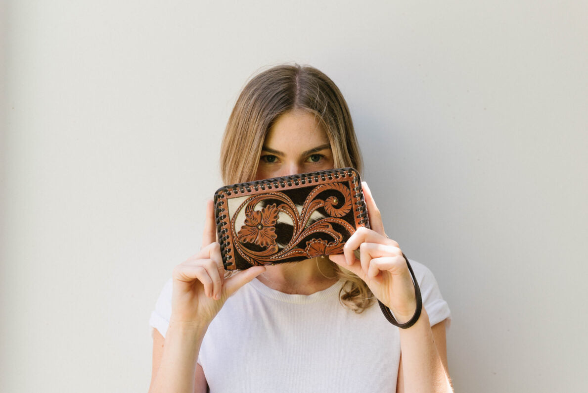 COWHIDE Tooled Cutwork Wallet AW36