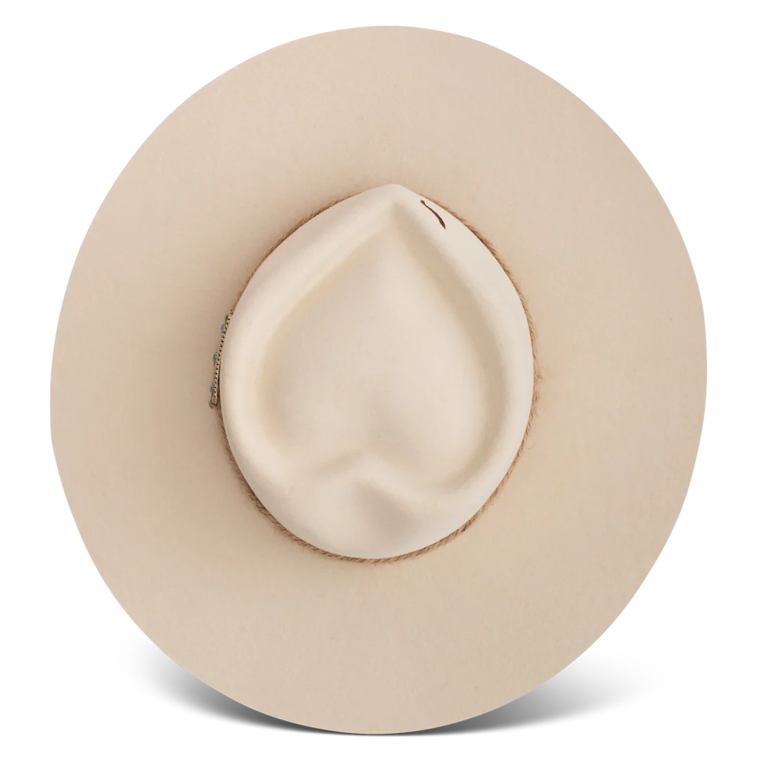 CHARLIE HORSE Fling Ivory