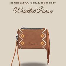WRANGLER Indiana Wristlet Purse